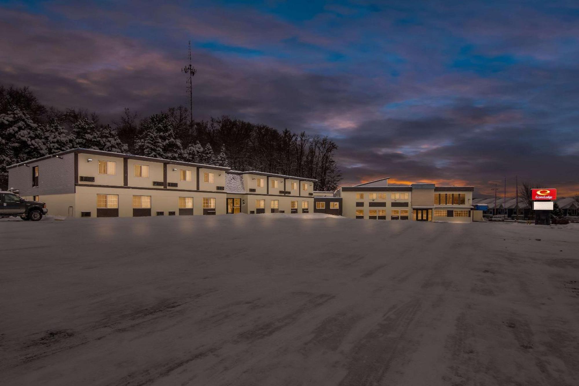 Manistee Hotel Buitenkant foto