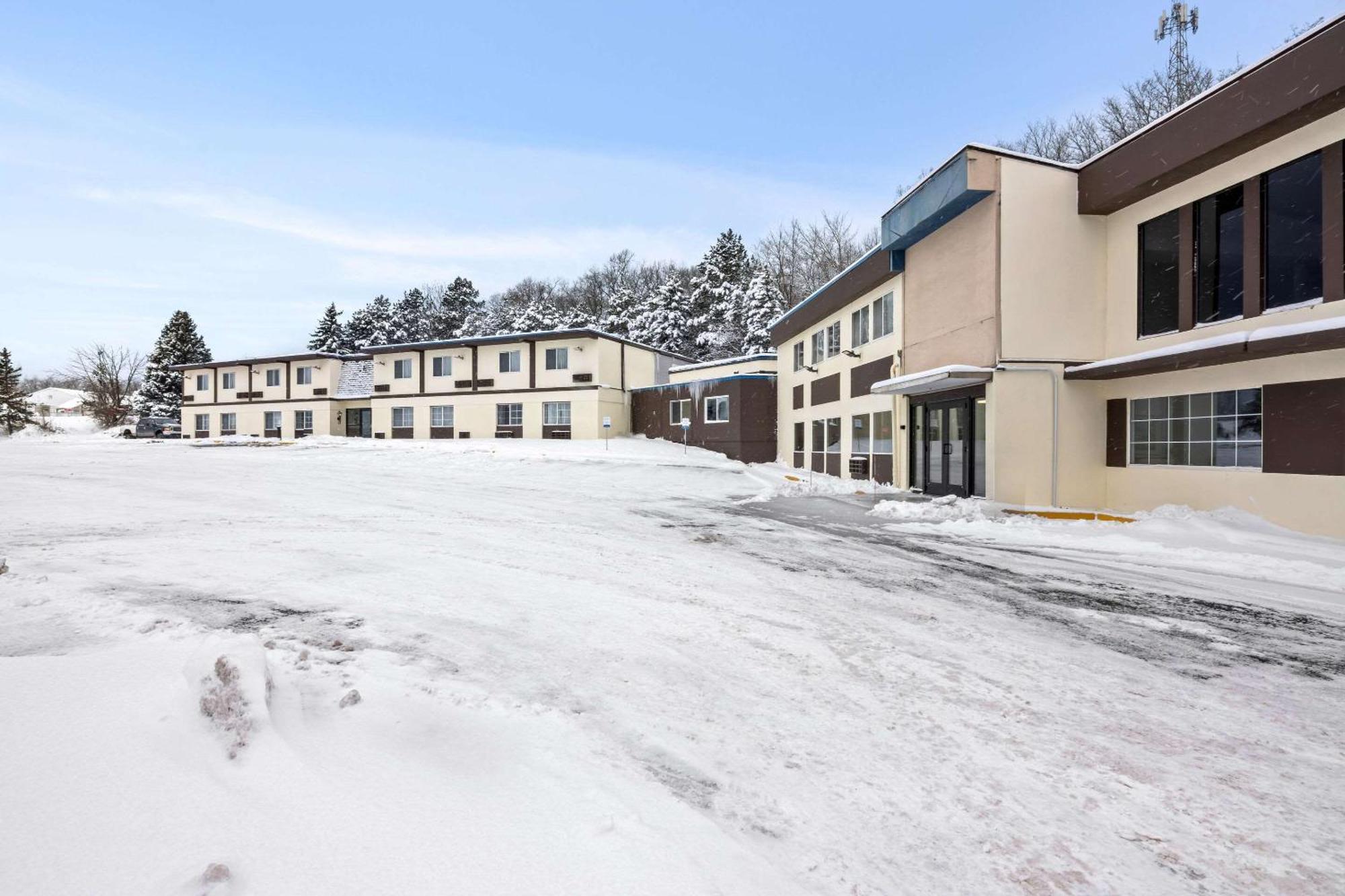 Manistee Hotel Buitenkant foto